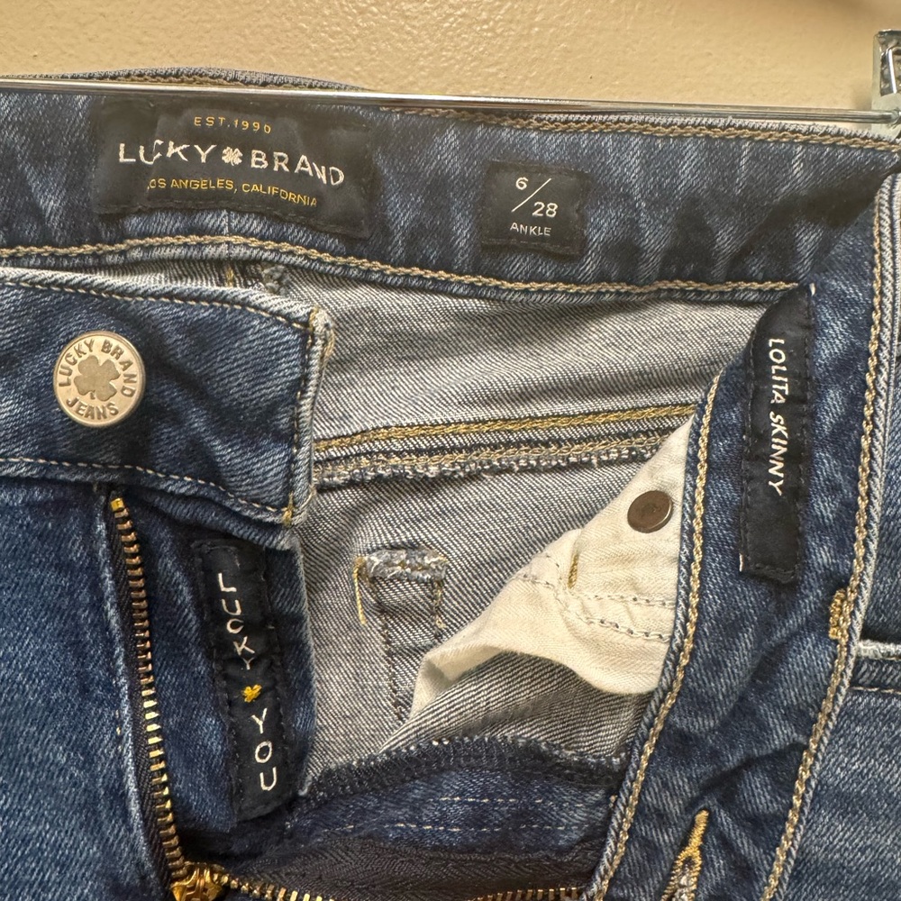 Lucky Brand Lolita Skinny Ankle Jeans - Picture 2 of 4